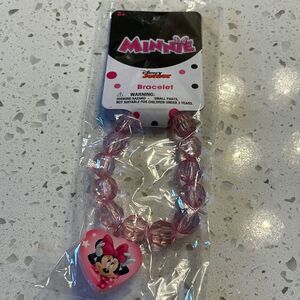 Nwt Minnie Mouse heart bracelet